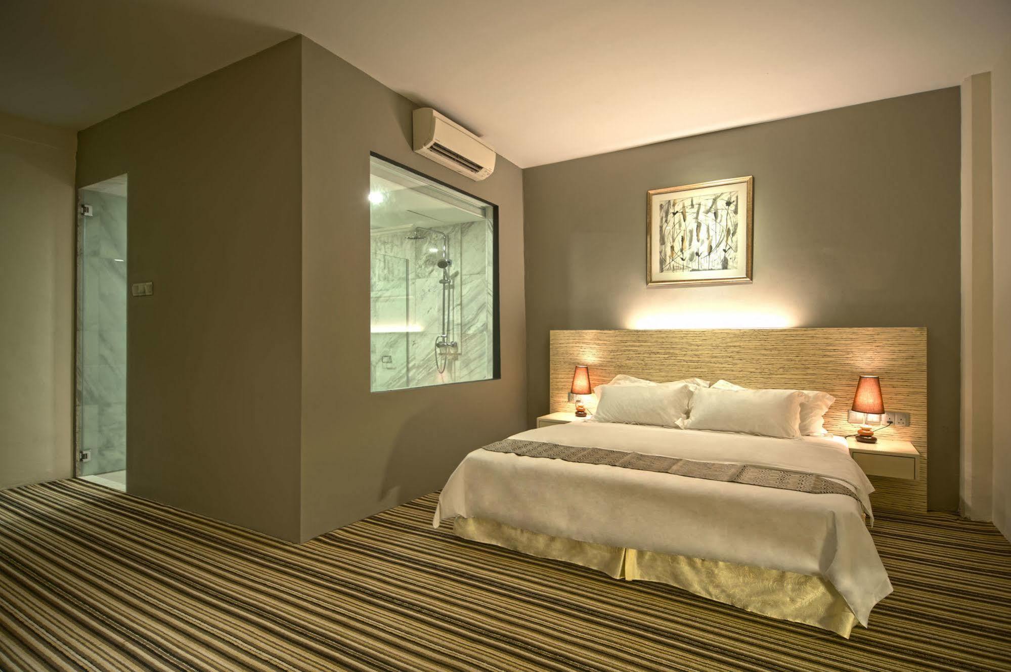 Raintr33 Hotel Singapore Exterior photo